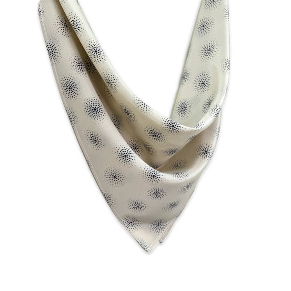 NWT SILKLETTE Radial Lights 100% Fine Silk Kerchief Scarf CREME/BLACK